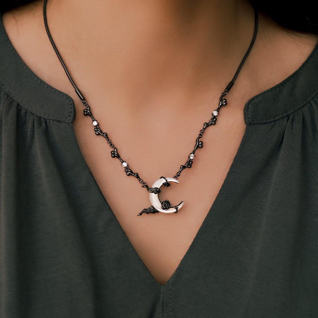 Shell Moon Necklace