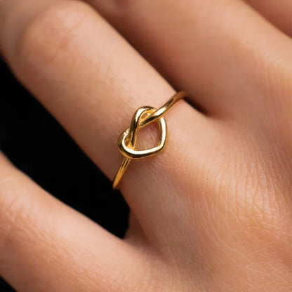 Mina Heart Ring