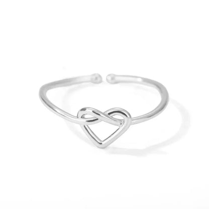 Mina Heart Ring