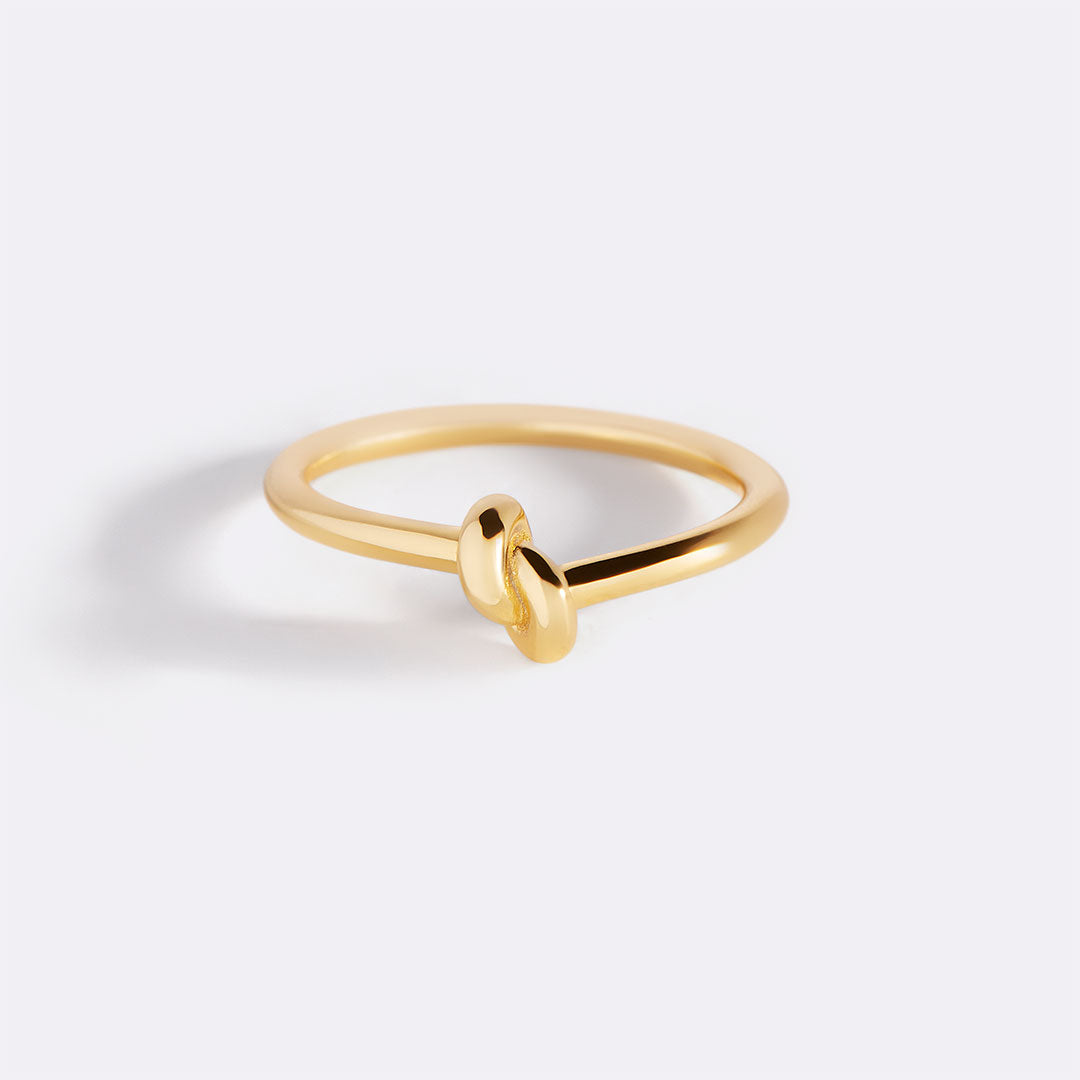 Eternal Knot Ring – Gold
