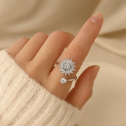 Anillo de flores de cristal de oro y plata