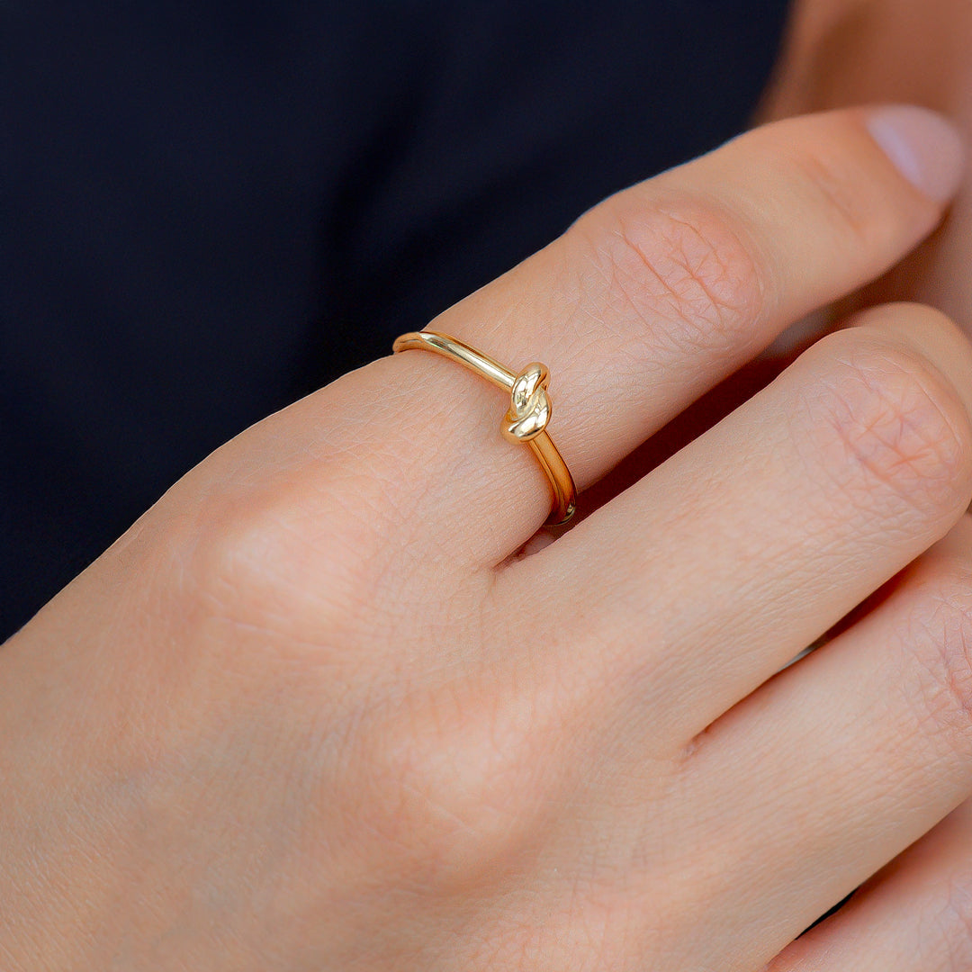 Eternal Knot Ring – Gold