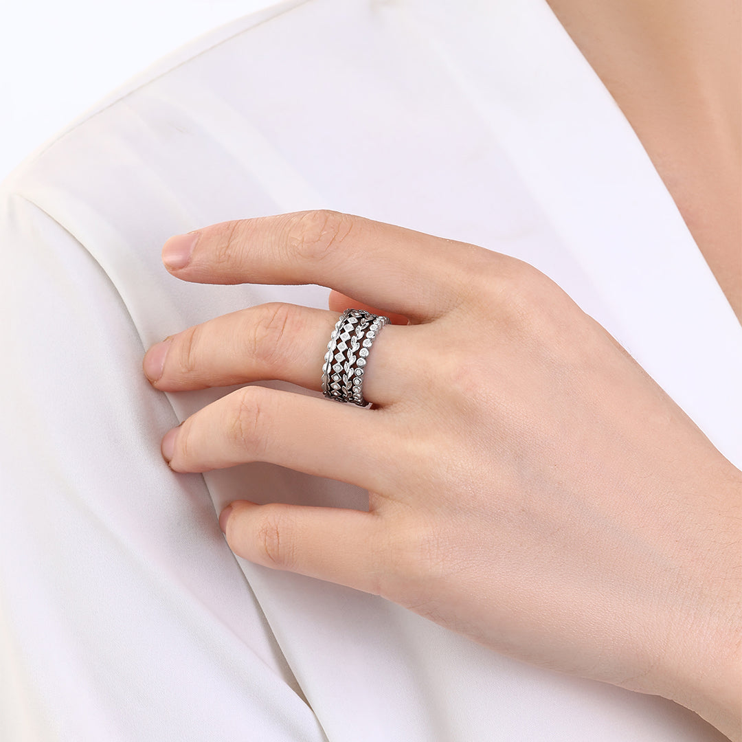 Dainty Gold Mini Ring Set