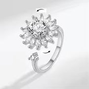 Anillo de flores de cristal de oro y plata