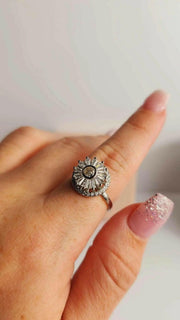Latir Calm Ring