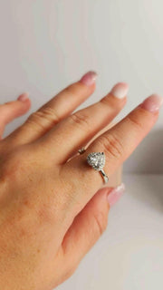 Lina Calm Ring