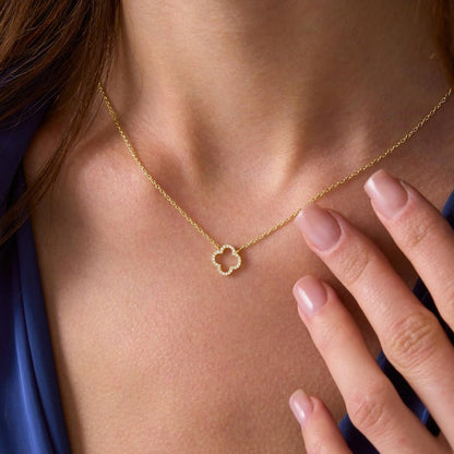 Aurora Clover Zirconia Necklace
