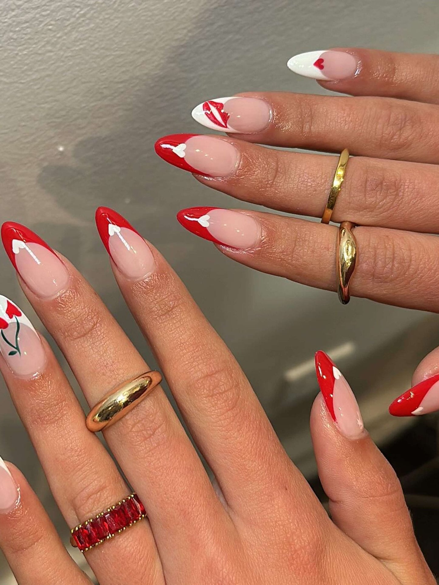 Cynthia Minimal Curve Two Ring Set