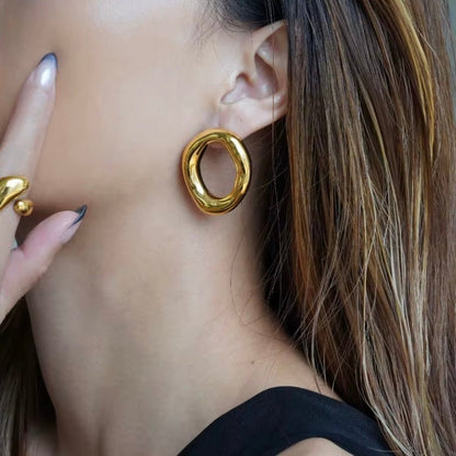 Delilah Round Circle Earrings