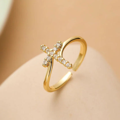Divina Cross Ring