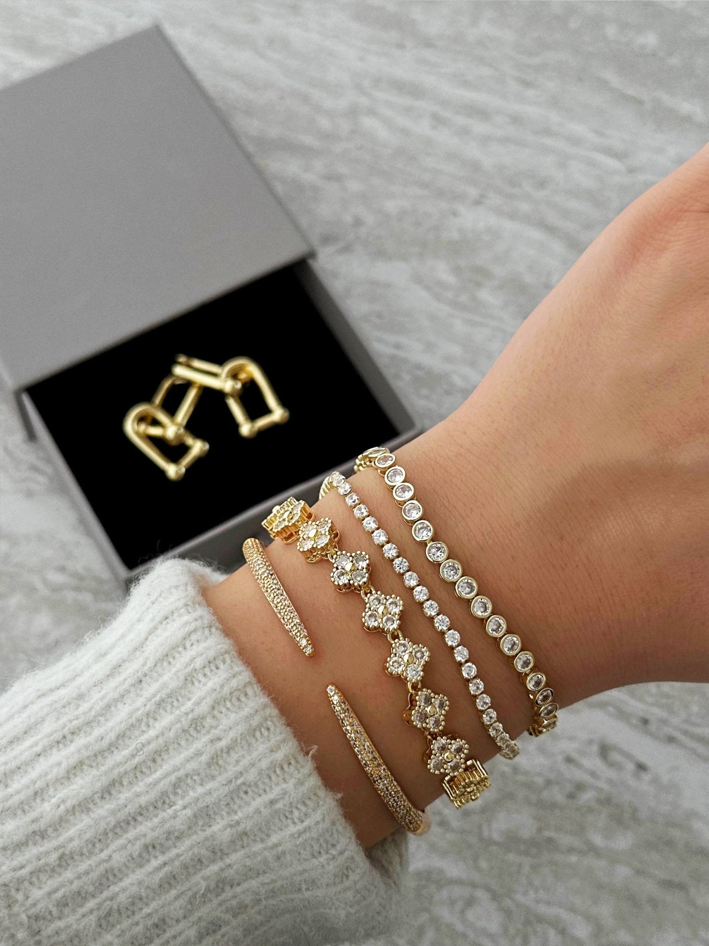 Flora Four-Petal Gemstone Bracelet