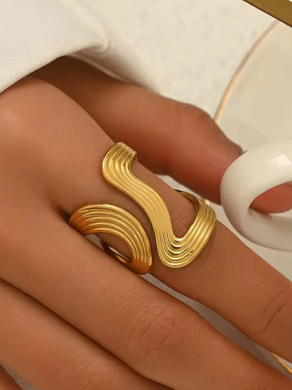 Kendra Asymmetrical Wave Ring