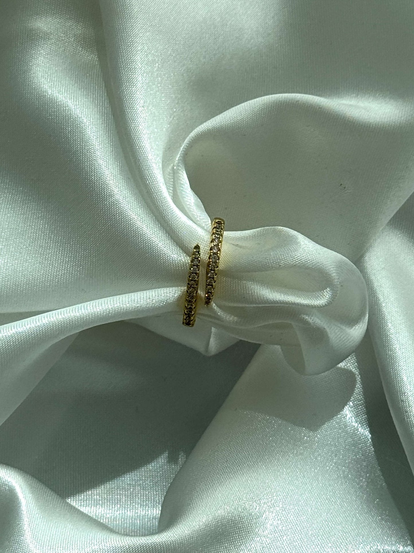 Lydia Twirl Pavé Ring