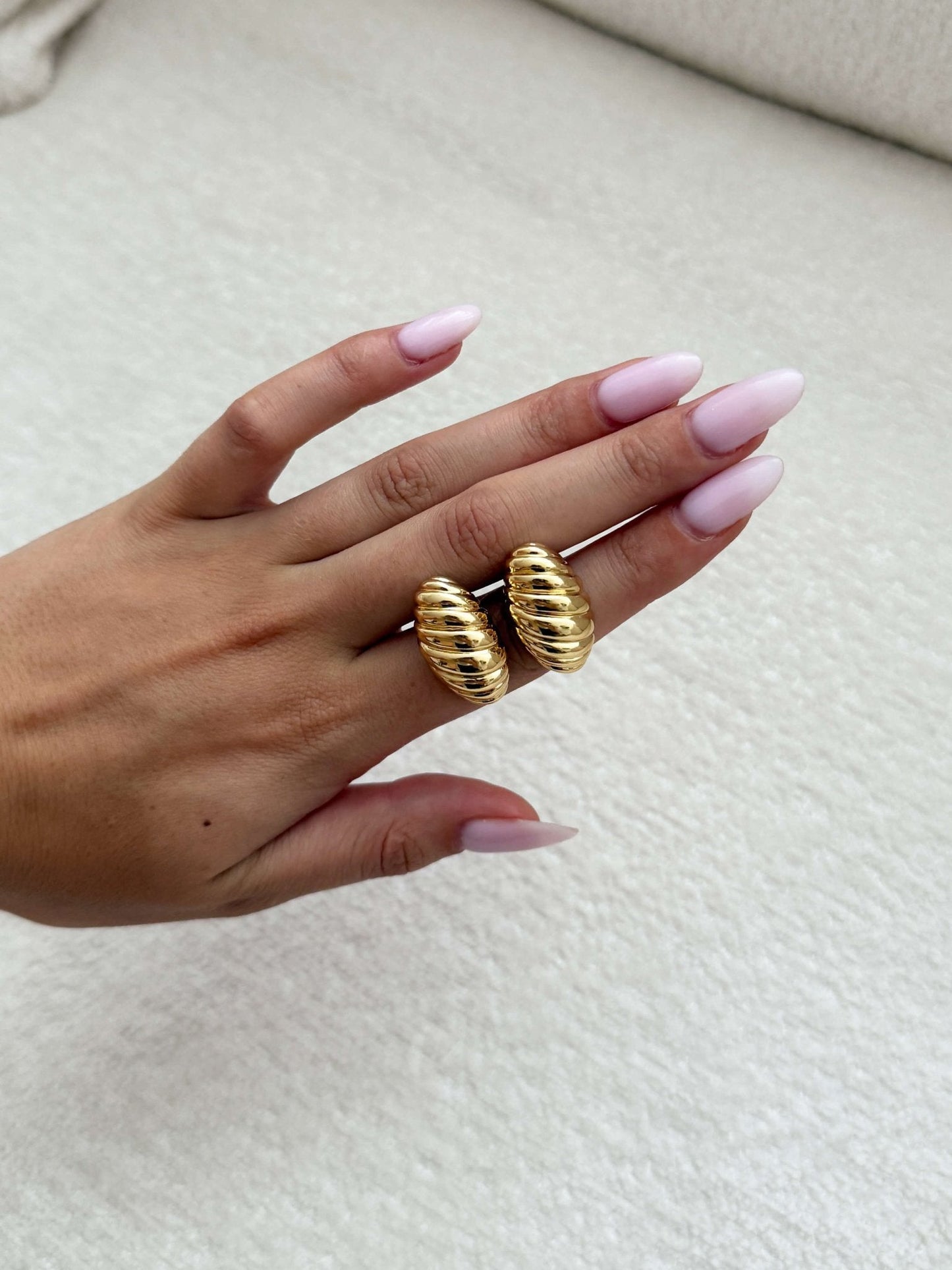 Maya Twisted Shell Earrings