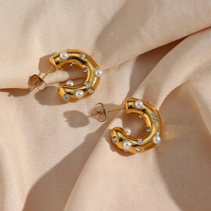 Samira Pearl Hoop Earrings