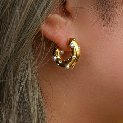 Samira Pearl Hoop Earrings