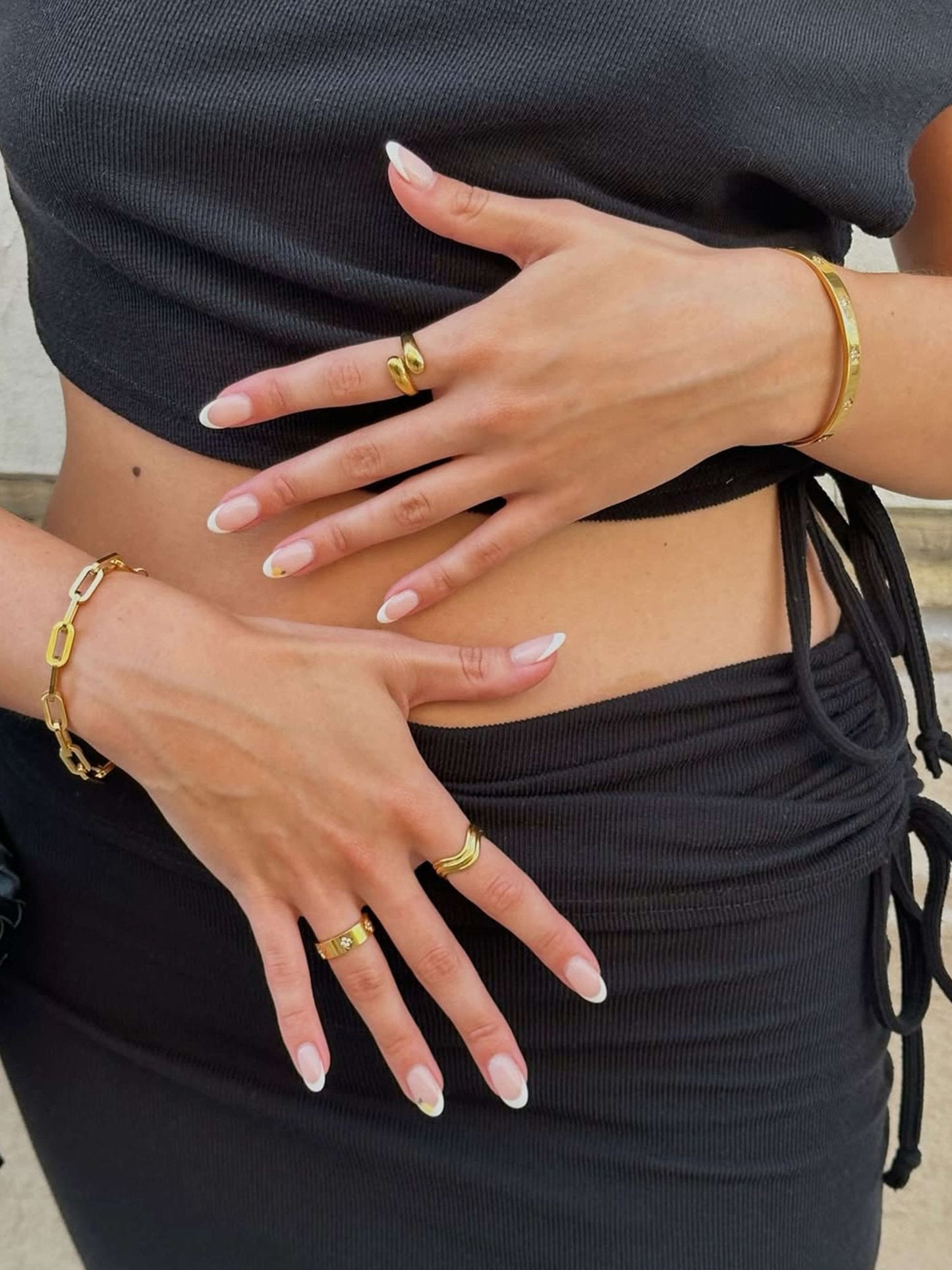 Serrah Heart Rhinestone Band Ring