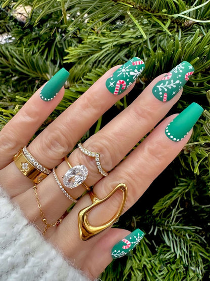 Serrah Heart Rhinestone Band Ring