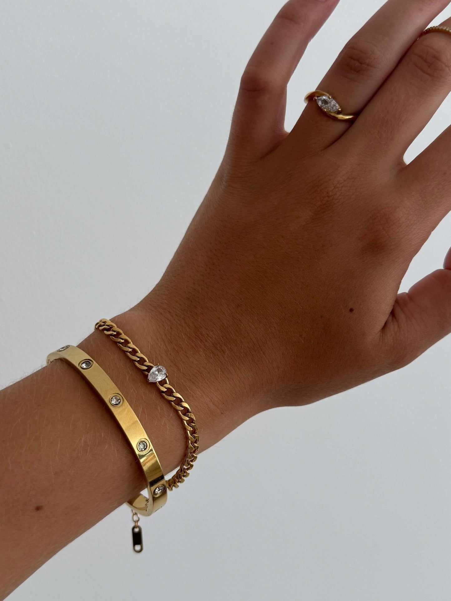 Xylia Pear Cut Zirconia Chain Bracelet